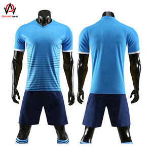 Meilleur Design 2025 Sportswear France Maillots de Football Personnalisables avec Logo Séchage Rapide Léger Uniforme de Football Vierge de Haute Qualité - Product Image 4