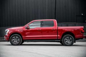 2024 F-150 F-0 R D-extend-range ออโตเมติก แร็คหลังคาโลหะ เบาะหนัง แบตเตอรี่ลิเธียม คุณสมบัติพรีเมียม พวงมาลัยซ้าย สีเข้ม - Product Image 5