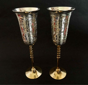 Coffret cadeau de mariage Offre Spéciale verre à vin en métal bon marché multi-design or attrayant décoratif promotion cadeau gobelet à boire - Product Image 6