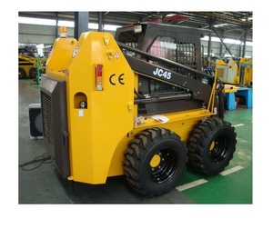 Minicargadora JC45 con Prueba de Campo en Venta, Ofrece Movimiento Estable, Controles Resistentes y Capacidad de Elevación Bien Equilibrada - Product Image 2