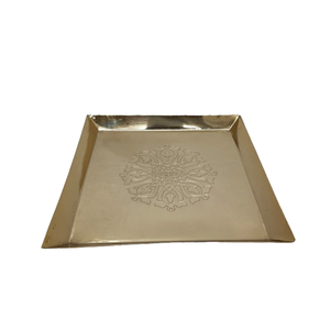 Bandeja de servicio de metal de diseño elegante, forma personalizada, acabado de melocotón para restaurantes y hoteles, bandejas de mesa para servir comida hechas a mano - Product Image 6