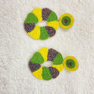 ชุดต่างหูประดับลูกปัด งานฝีมือ สำหรับผู้หญิง ดีไซน์หรูหรา ปักลายสวยงาม เหมาะสำหรับงานปาร์ตี้ เครื่องประดับงานเย็บปักถักร้อย ผลิตในอินเดีย - Product Image 6