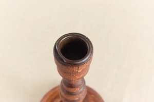 Portavelas de madera artesanal de alta demanda para ceremonias de la Iglesia y eventos religiosos disponible a un precio asequible - Product Image 2