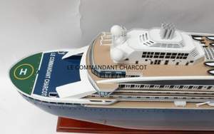 Gia Nhien Fabricant Conception personnalisée quantité minimale de commande bas LE COMMANDANT CHARCOT MODÈLE DE BATEAU EN BOIS MODÈLE DE BATEAU EN bois DE HAUTE QUALITÉ artisanat MODÈLE DE BATEAU - Product Image 5