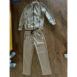 Venta al por mayor de chándal de invierno para hombres con logotipo personalizado ropa deportiva conjunto con capucha + Pantalones con estilo de los hombres de invierno chándal conjunto cálido de dos piezas - Product Image 3