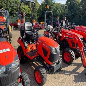 เครื่องตัดหญ้า Bx261ราคาถูกและจัดส่งรวดเร็วเหมาะสำหรับใช้ในครัวเรือนและเชิงพาณิชย์ - Product Image 1