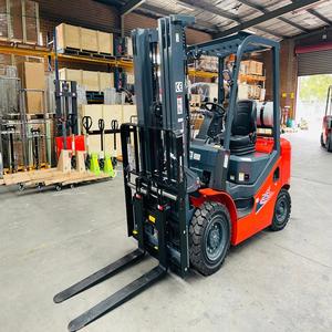Multifunctional 4500M Mini Diesel Engine Forklift 3 Stage 4X4 All Rough Terrain Construction New Condition Core Pump Component - Product Image 2