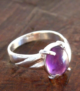Anillo estilo bohemio de Plata de Ley 925 al por mayor diseño hecho a mano unisex con amatista púrpura accesorio de moda para hombres y mujeres - Product Image 1