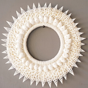 Art mural en macramé rond pour une décoration intérieure élégante, décoration d'entrée et affichage élégant de l'intérieur du couloir, vente en gros en provenance d'Inde - Product Image 1