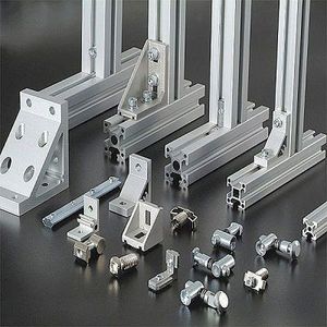 Profilés en aluminium extrudé Qualité supérieure Tailles personnalisées pour escaliers Support OEM Emballage personnalisé Usine d'aluminium Viet Phap - Product Image 1