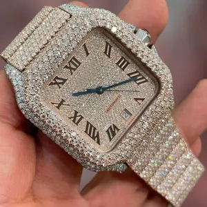 メンズ用に設計された見事なステンレス鋼の完全にアイスアウトされたラボで成長したダイヤモンド腕時計で、あらゆるイベントでエレガントさを放ちます