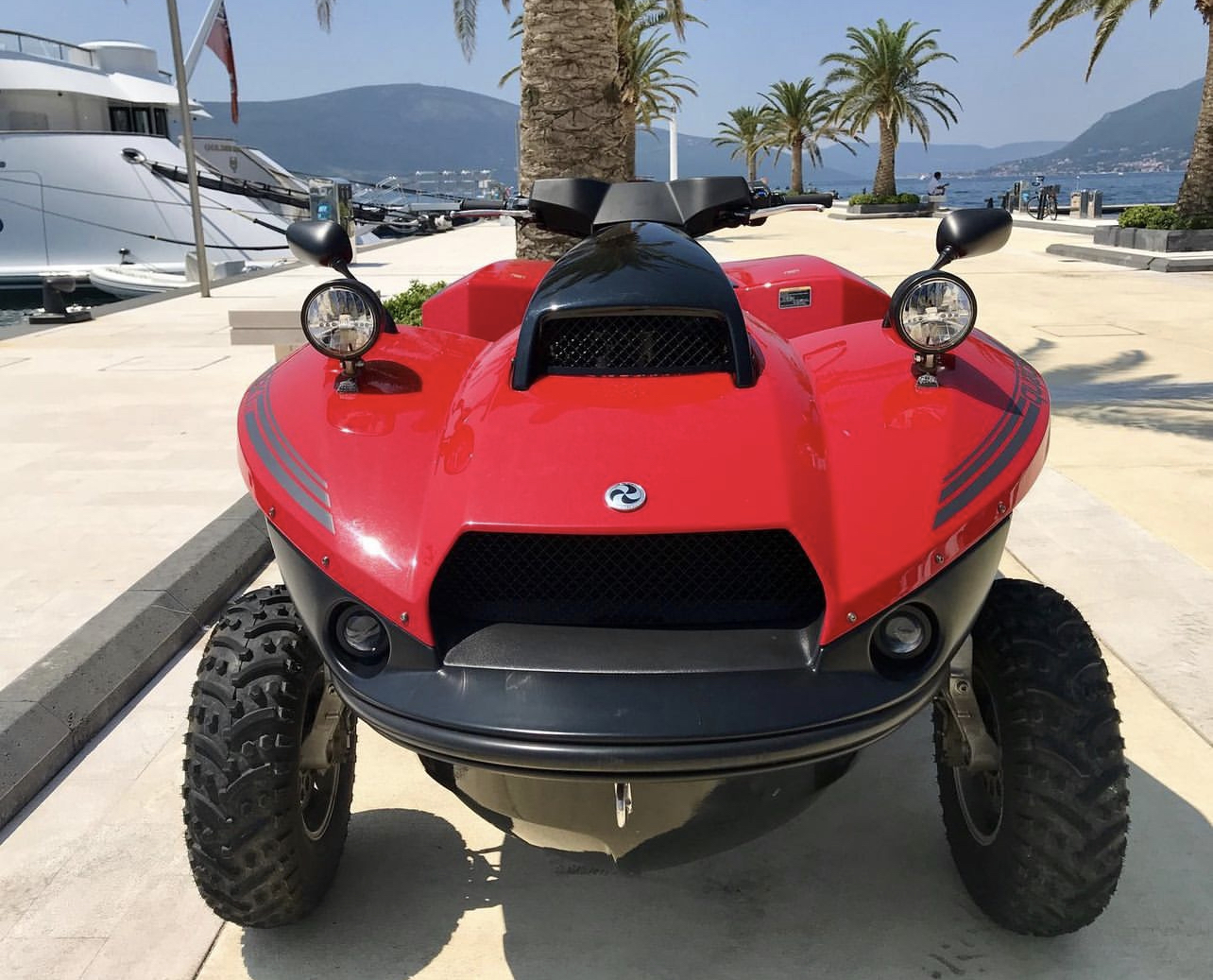 Квадроцикл амфибия Quadski