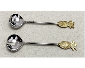 Ensemble de serveurs à salade en acier inoxydable avec poignée en laiton Design unique de feuille de branche Outils de cuisine Mains à salade pour la maison Hôtel Vaisselle Décor - Product Image 3