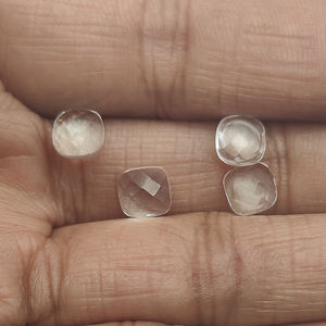 4 piezas de cristal de cuarzo Natural 6x6mm Cojín Rose Cut 4,10 Ct Lote Iroc Ventas Cuarzo transparente de alta calidad Parte posterior plana US $3,3 para todos - Product Image 2