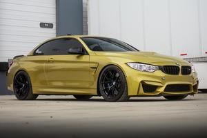 BMW M4 Convertible Turbo de 6 Cilindros, Año 2016, Usado en Buen Estado, Color Amarillo Austin Metalizado, con Múltiples Modificaciones - Product Image 4