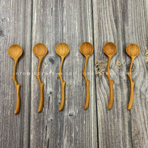 L'usine directe fournit une cuillère de service en bois artisanal de haute qualité meilleure vente cuillère de pique-nique de fabrication du Viet Nam - Product Image 1