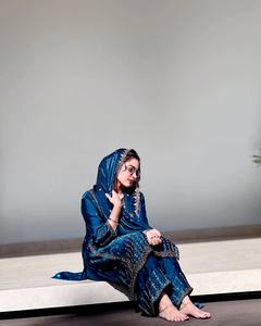 ชุดสูทออกแบบอย่างหนาผ้าไหมแท้ zari และลำดับปักเสื้อทำงานและพาลาซโซ่กับทุกลำดับเย็บปัก - Product Image 3