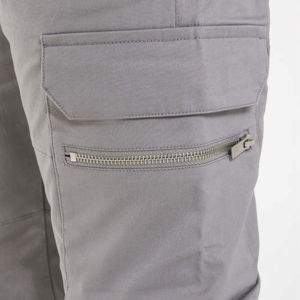Pantalon cargo de haute qualité pour hommes avec plusieurs poches et tissu durable pour les activités de plein air en gros personnalisé - Product Image 3