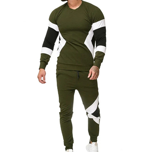 Conjunto Deportivo Masculino Elegante y Ajustado con Diseño en Contraste, Nuevo Conjunto Informal, Diseño Perfecto, Tendencia 2025 - Product Image 1