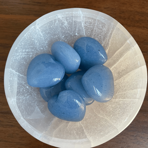 Venta al por mayor de piedras preciosas de cristal Natural corazón hinchado de calcita azul armonía Reiki piedra para Feng Shui amor estilo decoración del hogar y regalos - Product Image 3