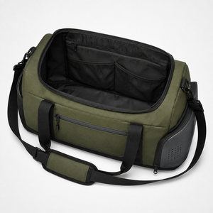 Bolsa de lona diseñada con una forma práctica, interior espacioso y correa de hombro cómoda para viajes, deportes y uso diario. - Product Image 3