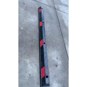 Bán Buôn Tùy Chỉnh 550*150*100Mm Đen Vàng Chất Liệu Cao Su Hoàn Hảo Phù Hợp Aiko Thương Hiệu Dễ Dàng Cài Đặt Moq 1 Xe Phanh Bãi Đậu Xe - Product Image 1