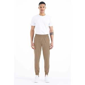 Pantalones Deportivos TOMMYLIFE para Hombre, Corte Relajado, con Bolsillos y Cordón Ajustable, de Poliéster y Elastano, con Puños Elásticos - Color Piedra - Product Image 3