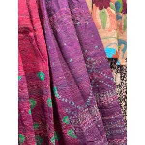 FOLKLORE 144 - Falda Cruzada de Seda Suave con Estampado Bandhani, Color Rosa Intenso, Corta, de Mezclilla, Tejido de Chifón, para el Trabajo - Product Image 2