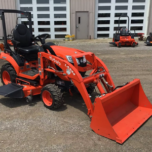 Kubota BX2680 4WD con cargador Kubota LA344 con pala de fijación rápida cortacésped de montaje medio 60 en excelentes condiciones - Product Image 2