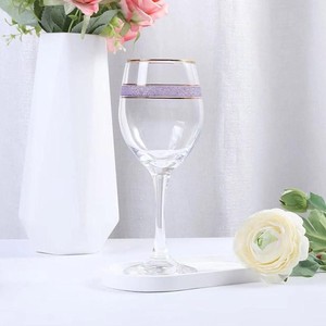 Verres à vin à pied avec bord multicolore Verres à vin en cristal sans plomb de 18 oz parfaits pour les verres à cocktail rouges - Product Image 6