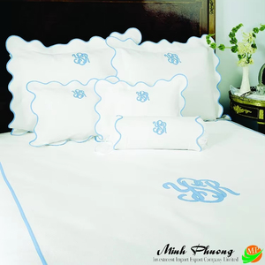 ¡Obra maestra de la temporada de bodas! Juego de cama de seda Heartfelt que incluye sábanas y almohadas - Product Image 3