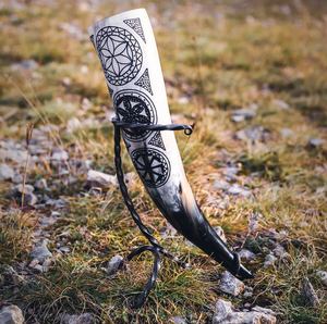 Soporte de cuerno para beber tallado con logotipo personalizable 2025, cuerno de vaca/buey 100% ecológico, capacidad de 300-400ml, artesanía religiosa Natural - Product Image 3