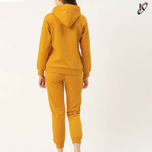 ชุดวอร์มเข้ารูประบายอากาศสำหรับผู้หญิงชุดวอร์มเข้ารูปโลโก้แบบออกแบบได้ตามต้องการสำหรับฤดูหนาว - Product Image 3