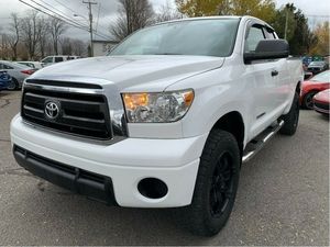 Usado 2013 para Toyota Tundra con tracción delantera interior de cuero oscuro - Product Image 2