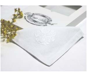 Embroidery White Bunch of Flower <b>Table</b> Napkin High Quality Cotton Dinner Napkin for Home Hotel Restaurant Quang Thanh Embroidery - Product Image 3