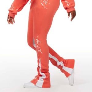 Chándal apilado moderno para mujer: cómodo y elegante para estilos de vida activos - Product Image 6