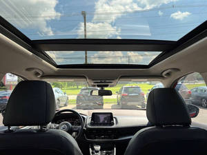 Nissan Rogue SV certifié propre, année 2021 - Product Image 3