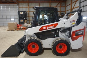 2024 meilleures machines de direction antidérapante pour les chargeurs de travail S66 avec cylindre hydraulique Huade bon prix de vente - Product Image 4