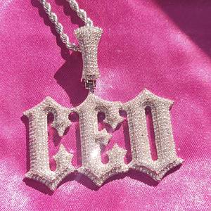 Colgante con letra del alfabeto, diamante moissanita de corte redondo VVS, plata de ley 925, engaste hecho a mano, colgante de diamantes unisex. - Product Image 4