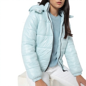 Parka d'hiver matelassée en peau de mouton pour femme, grande taille, imperméable, imprimée, avec fermeture éclair sur le devant et garniture en fourrure de mouton, XL, vente en gros - Product Image 1