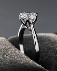 แหวนหมั้นเพชร CZ ทรงกลม9มม. | การตั้งค่า4ง่ามแบบคลาสสิก | แหวนเงินผู้หญิงแหวนแต่งงานเครื่องประดับครบรอบ - Product Image 4