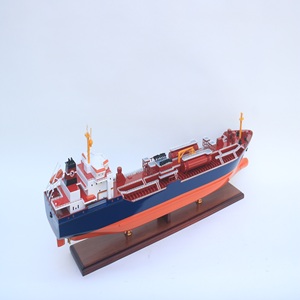 Modèle de voilier en bois artisanal écologique - Product Image 1