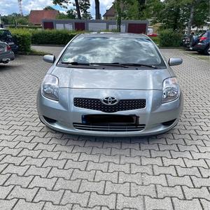 Vente chaude haute performance 4dr Toyota Yaris 6a berline conduite à gauche conduite à droite disponible en stock - Product Image 6