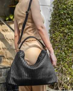 Handmade <b>Woven</b> Original Genuine <b>Leather</b> <b>Tote</b> <b>Bag</b> for Women Custom Color Premium Quality with 100% <b>Leather</b> and Zipper Closure - Product Image 4