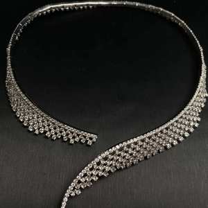 Gargantilla de Plata de Ley 925 de Estilo Abierto, Diseño Art Deco, Collar Brillante con Trabajo Detallado, Joyería con Diamante Moissanita - Product Image 1