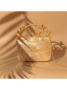 MOP pochette nacre pochette coquille pochette de soirée look élégant pour femmes et filles à BAS PRIX PAR ARTISANAT DE LUXE - Product Image 6