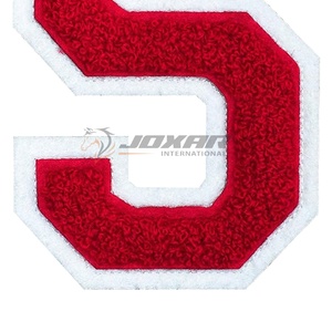 Vente en gros de nouveaux badges brodés à la main de dernière conception très vendus Patchs de vêtements de broderie de style personnalisé professionnel - Product Image 3