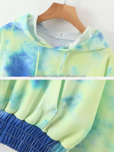 Sudadera con capucha corta de algodón de alta calidad para deportes atléticos de Invierno para mujer bordado y decoración de botones al por mayor Yog - Product Image 2