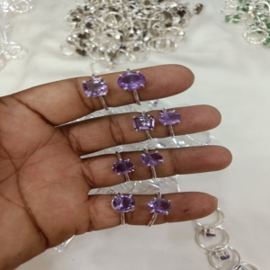 แหวนคริสตัลอเมทิสต์ขนาดเล็กสำหรับใช้รักษาเป็นของขวัญแต่งงาน - Product Image 1