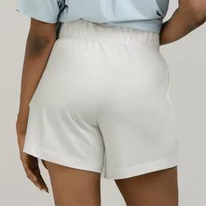 Pantalones cortos de mujer informales modelo suave y elegante OEM: moda versátil y ecológica para uso diario fabricados en Pakistán por HUG - Product Image 6